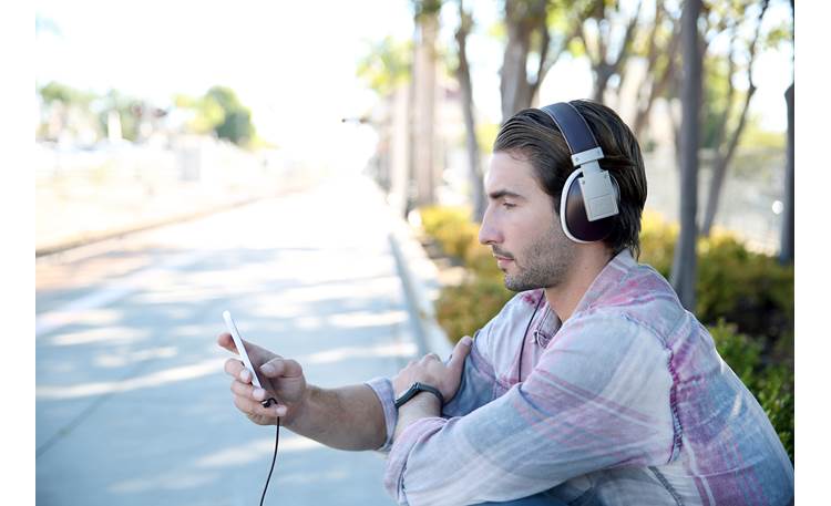Polk Audio Buckle Built for portable listening