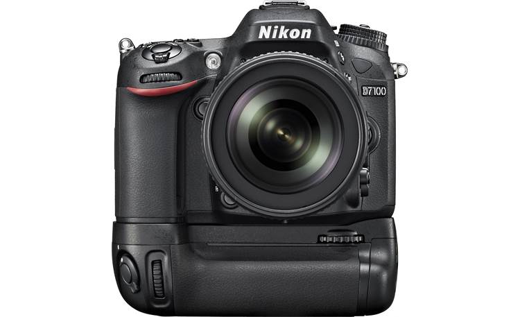 Nikon D7100 Kit Front with battery grip (not included)