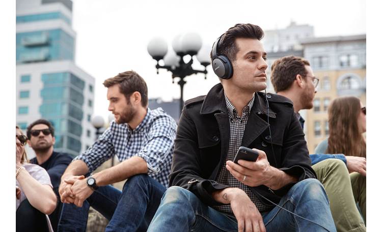 Bose® QuietComfort® 25 Acoustic Noise Cancelling® headphones for Apple® devices Block out external noise