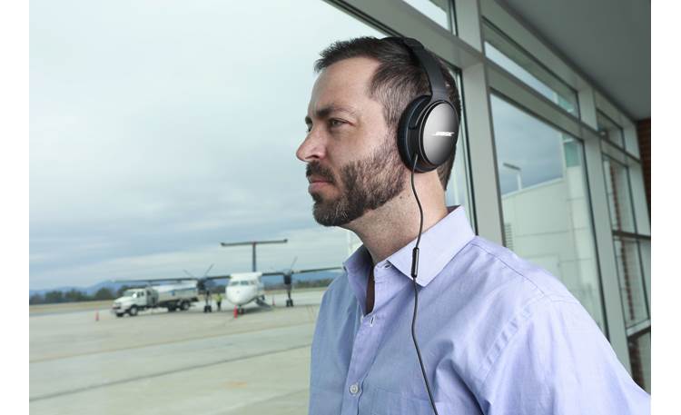 Bose® QuietComfort® 25 Acoustic Noise Cancelling® headphones for Apple® devices Around-the-ear fit and powerful noise cancellation