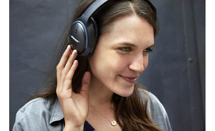 Bose® SoundLink® around-ear wireless II (Black) at Crutchfield