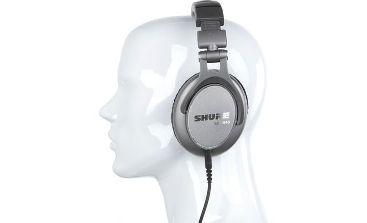 Shure SRH940 Mannequin shown for fit and scale