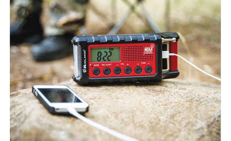 Midland ER310 E+Ready Charge phones or tablets anywhere
