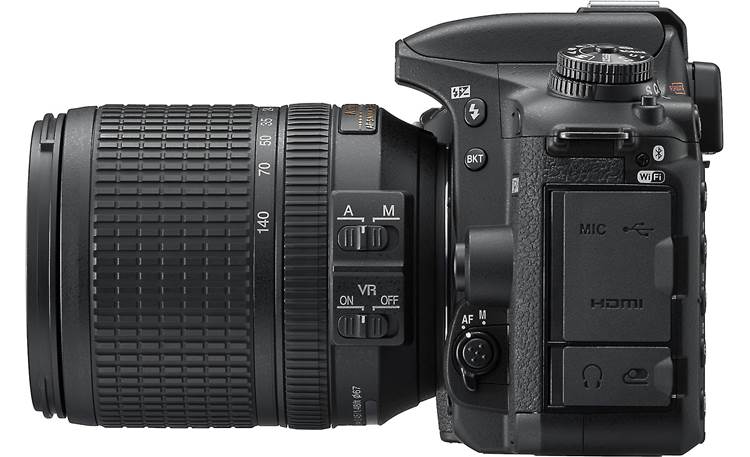 Nikon D7500 Kit Right side view