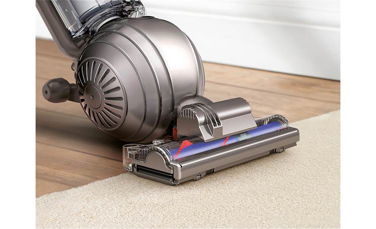 Dyson Cinetic™ Big Ball Animal + Allergy Active base plate on cleaner head lets you move from wood floor to carpet without losing suction