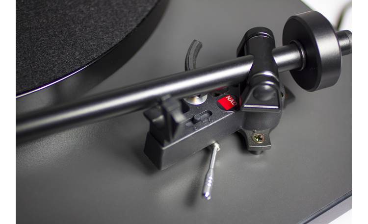 NAD C556 Closeup detail of tonearm counterweight, arm lift lever, and anti-skate bias systems