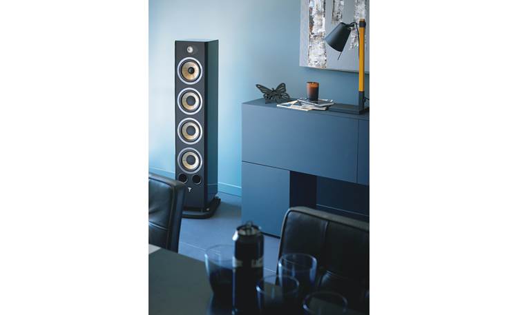 Focal Aria 936 Shown in room