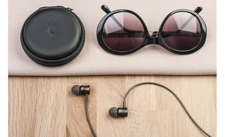 Meze Audio 11 Neo Carrying case is included (shades are not)
