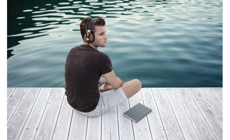 Meze Audio 99 Classics Efficient enough to be driven by your phone (uses a 3.5mm miniplug)