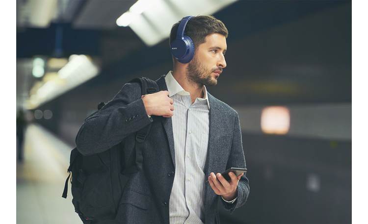 Sony WH-CH700N Music plays wirelessly via Bluetooth