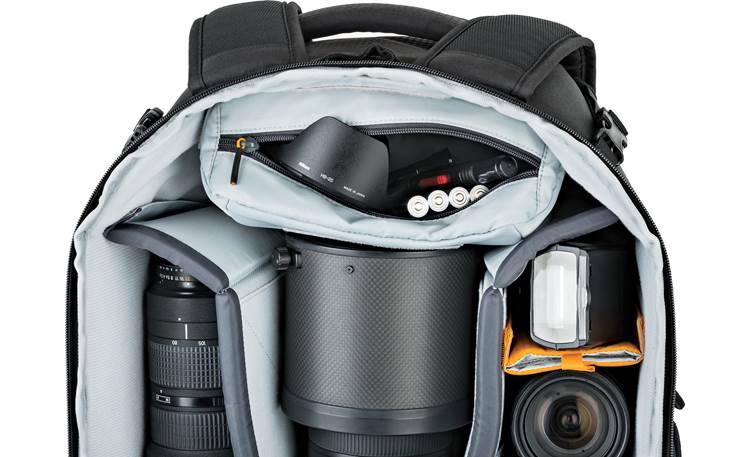 Lowepro Flipside 500 AW II Includes removable padded accessory pouch 
