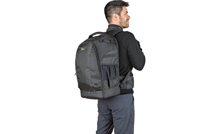 Lowepro Flipside 500 AW II Keep camera gear safe in a comfortable backpack 
