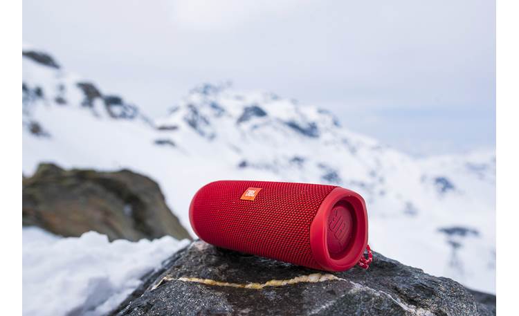 JBL Flip 5 Red - use in snow, sand, or water