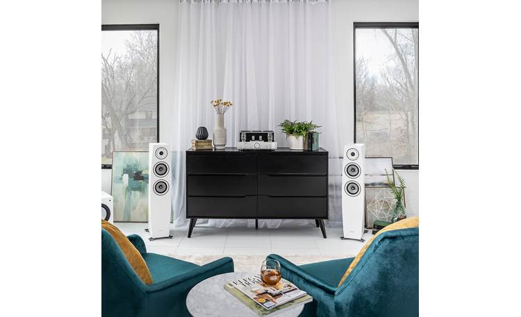 Jamo Concert 9 Series C 95 II Shown as part of a hi-fi stereo system