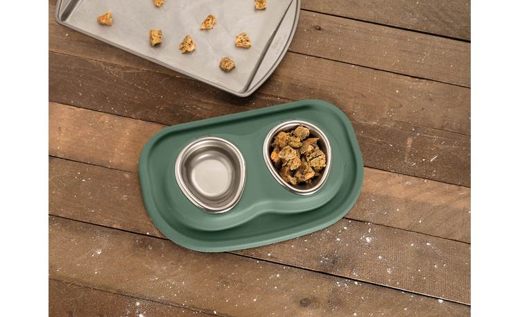 WeatherTech Double Low Pet Feeding System (Tan) Two 8 oz. stainless steel  bowls with integrated stand and mat at Crutchfield