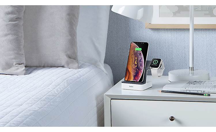 Belkin PowerHouse™ Perfect for a nightstand