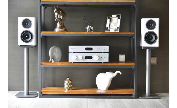 Wharfedale Diamond 11.2 (White) Bookshelf speakers at