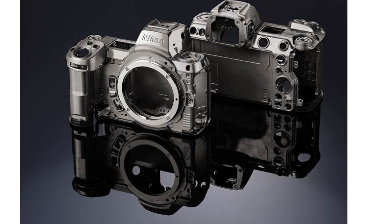 Nikon Z 7II (no lens included) A look at the front and back of this camera's sturdy magnesium-alloy frame