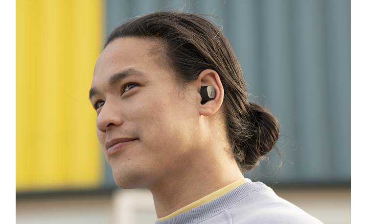 Sennheiser CX True Wireless Secure, stable in-ear fit that sits flush with most ears