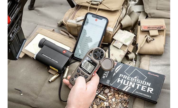 Leica Rangemaster CRF 3500.COM Works with the Kestrel Elite 5700 and Leica Hunting app for iOS® and Android™ devices (sold separately)