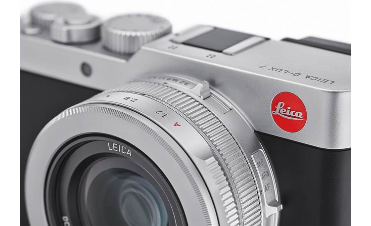 Leica D-Lux 7 Iconic Leica red badge and styling