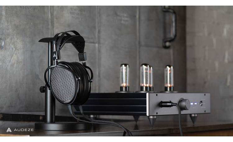 Audeze CRBN Requires electrostatic amplifier or energizer (sold separately)