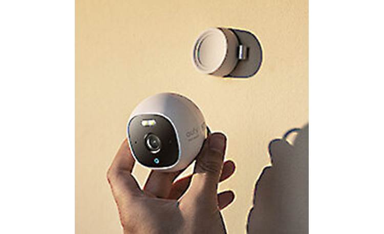 eufy Security Solo OutdoorCam C24 Flexible magnetic mounting options