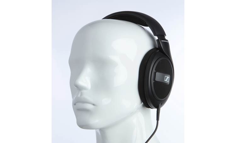 Sennheiser HD 569 Mannequin shown for fit and scale