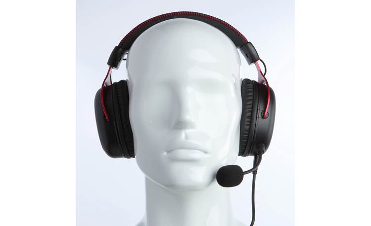 HyperX Cloud II Wireless Mannequin shown for fit and scale