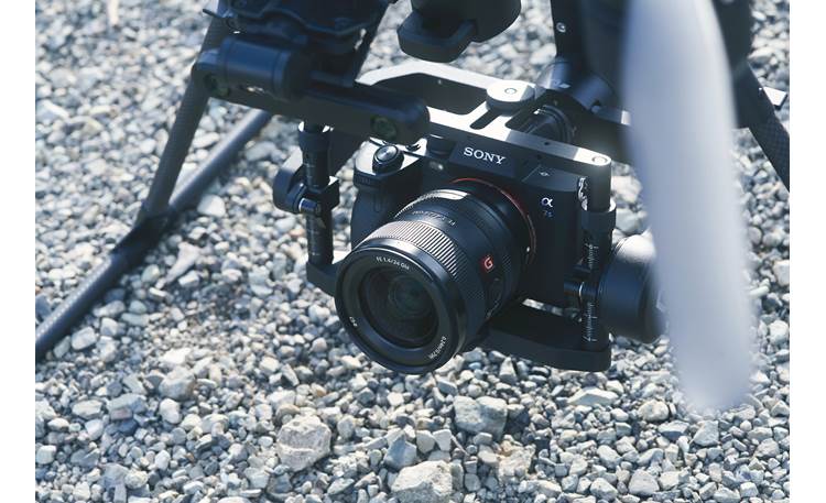 Sony Airpeak S1 The wide range of compatible cameras and lenses give you maximum flexibility in field