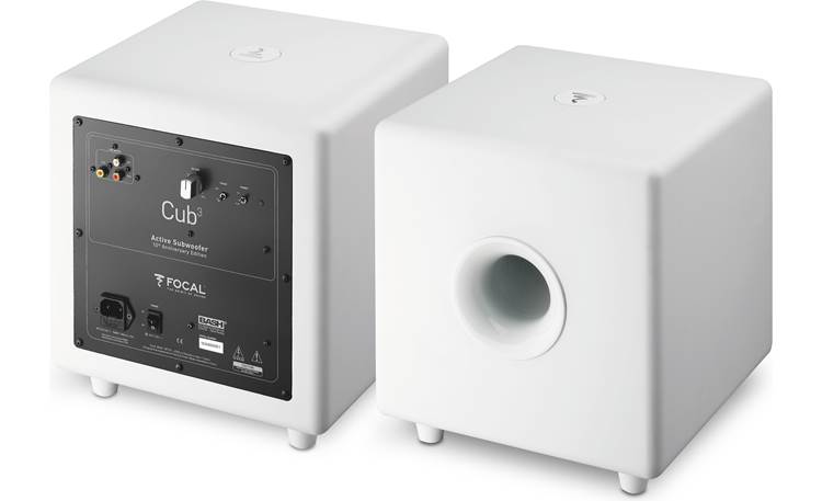 Focal Cub3 Space-efficient design with simple controls