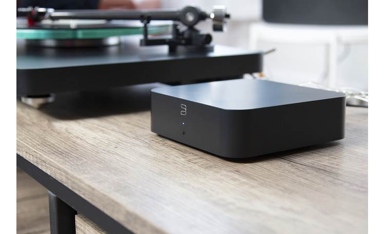 Bluesound HUB Connect your turntable (sold separately) to the Hub and stream to BluOS components and speakers