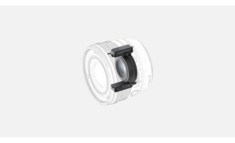 Sony SELP1020G PZ 10-20mm f/4 X-ray view showing dual linear motors that give you fast, precise auto focus
