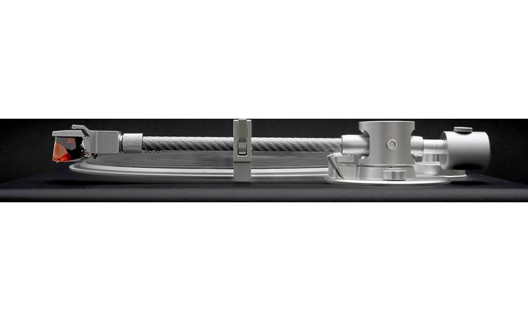 Victrola Stream Carbon Lightweight, rigid carbon fiber tonearm