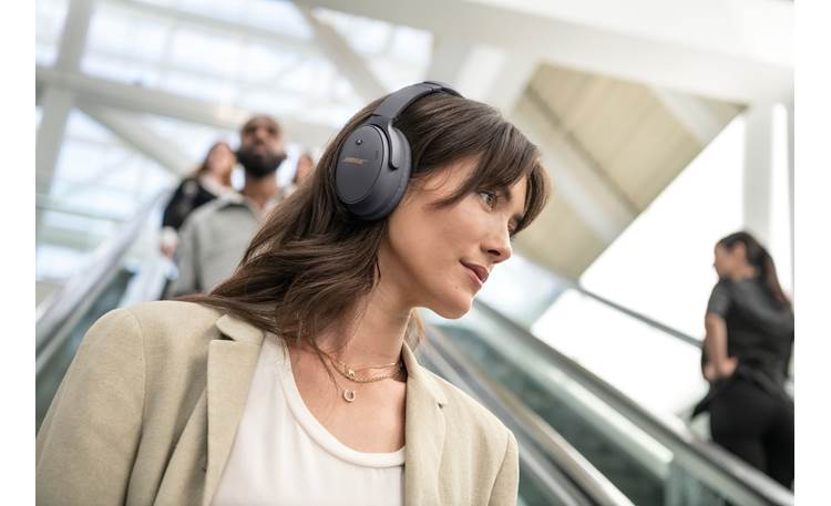 Review: Bose QuietComfort 45 Headphones Update of a Classic