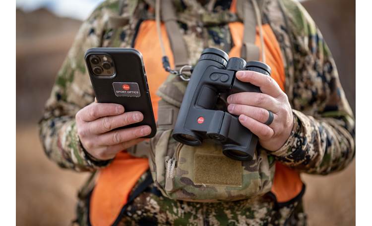 Leica Geovid Pro 10x32 Rangefinder Binoculars Works with the Leica Ballistics app and has Applied Ballistics® Ultralight built-in