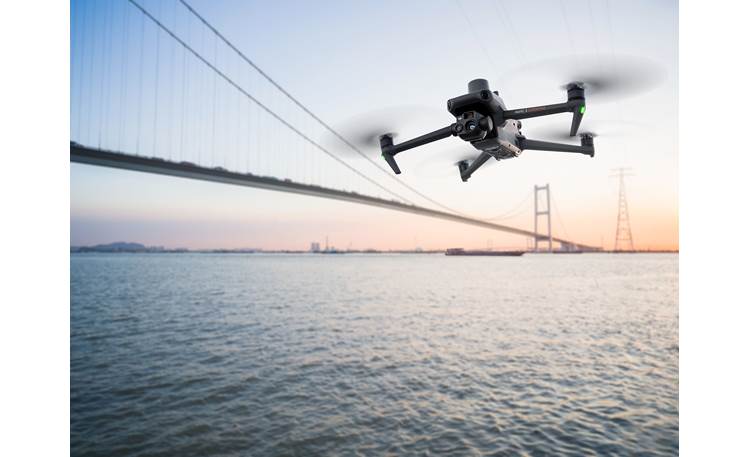 DJI Mavic 3 Thermal Enterprise Optional RTK module provides centimeter-level positioning for super-accurate surveys and maps (sold separately)