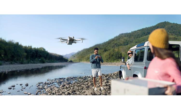 DJI Mini 3 Fly More Combo with DJI RC Smart Controller Ultra-compact design makes the drone ideal for travel