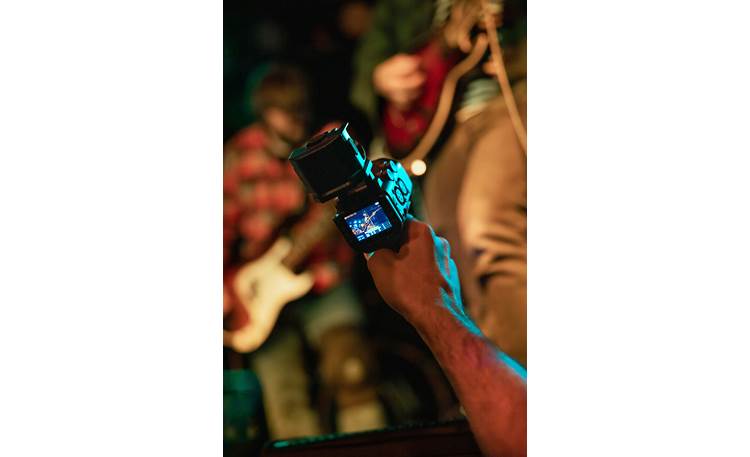 Zoom Q8n-4K Handy Capture live music performance with 4K video and clear 4-track audio