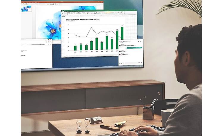 Samsung QN43Q60B Works as a display for compatible PCs and mobile devices