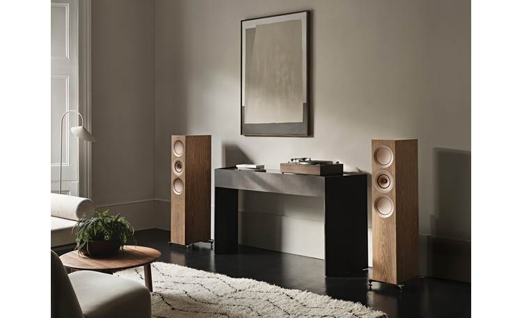 KEF R7 Meta Pair shown (speakers sold individually)