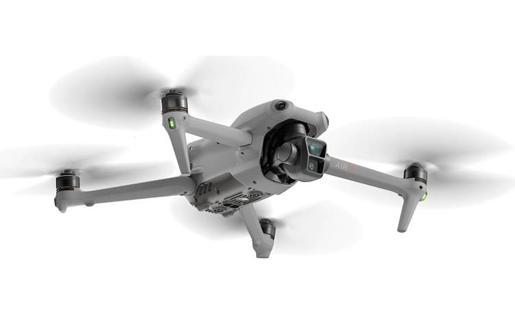 DJI Air 3 (with RC-N2) Flies up to 46.9 miles per hour
