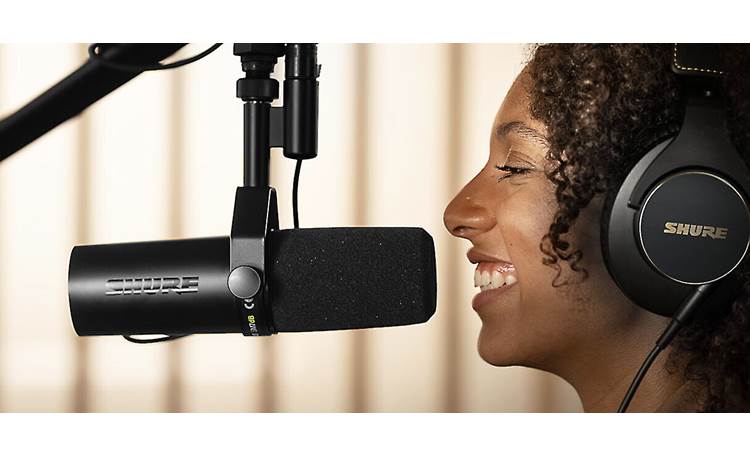 Shure SM7dB Active Cardioid Dynamic Broadcast Microphone