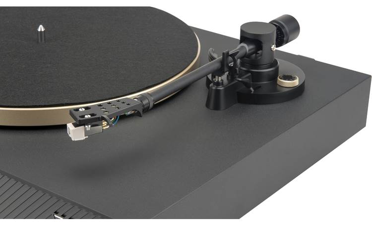 JBL Spinner BT (Black/Gold) Semi-automatic belt-drive turntable with  pre-mounted cartridge, Bluetooth®, and phono preamp at Crutchfield