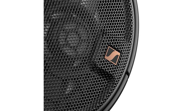Sennheiser HD 660S2 Close-up of open-back earcup and driver