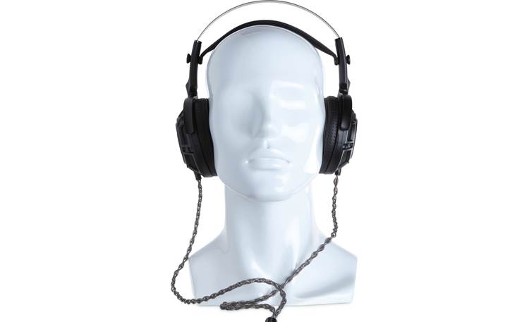 Yamaha YH-5000SE Mannequin shown for fit and scale 