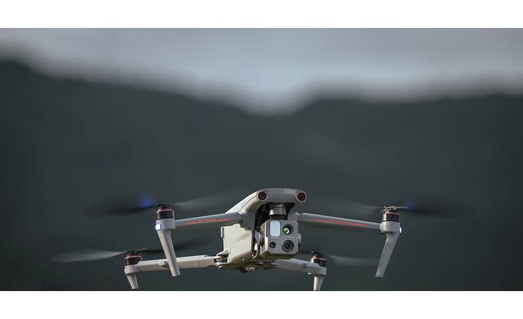 Autel Robotics EVO Max 4T Flight times up to 42 minutes