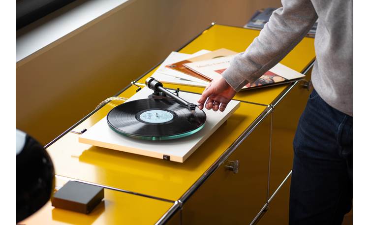 Pro-Ject T2 Super Phono Simple manual control