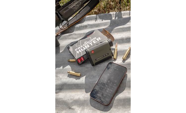 Leica Rangemaster CRF PRO Powerful app-based tools for making the right shot