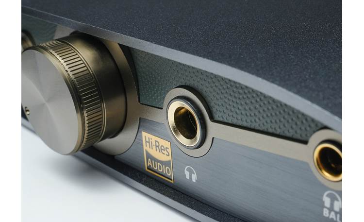 iFi ZEN DAC 3 headphone jacks